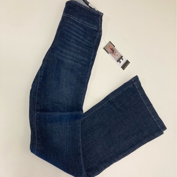 Sophia Jeans flare jeans (new) - Picture 7 of 7